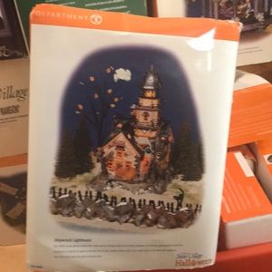 Shipwreck lighthouse